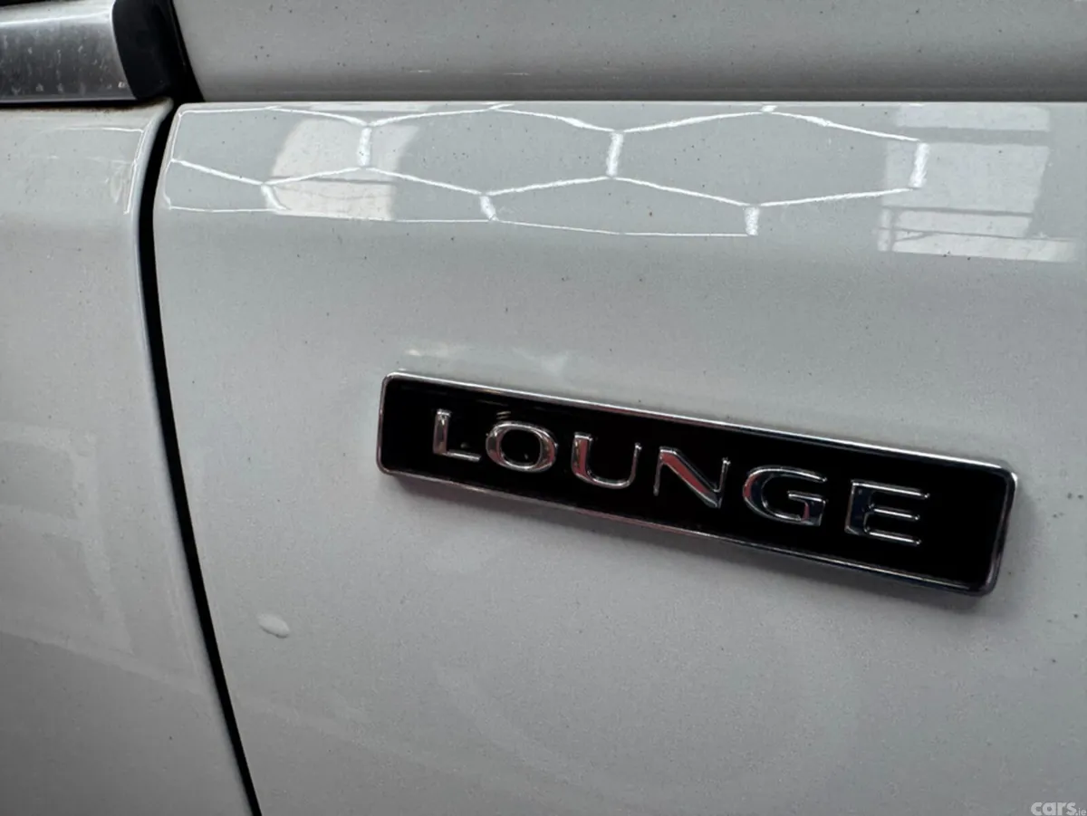 Volkswagen Tiguan SUV, Petrol, 2015, White