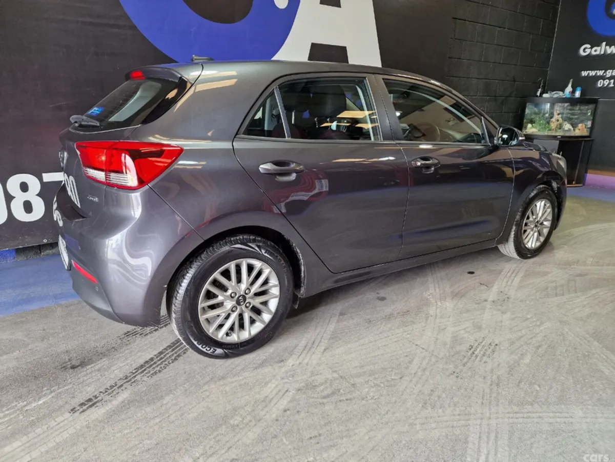 Kia Rio Hatchback, Diesel, 2017, Grey
