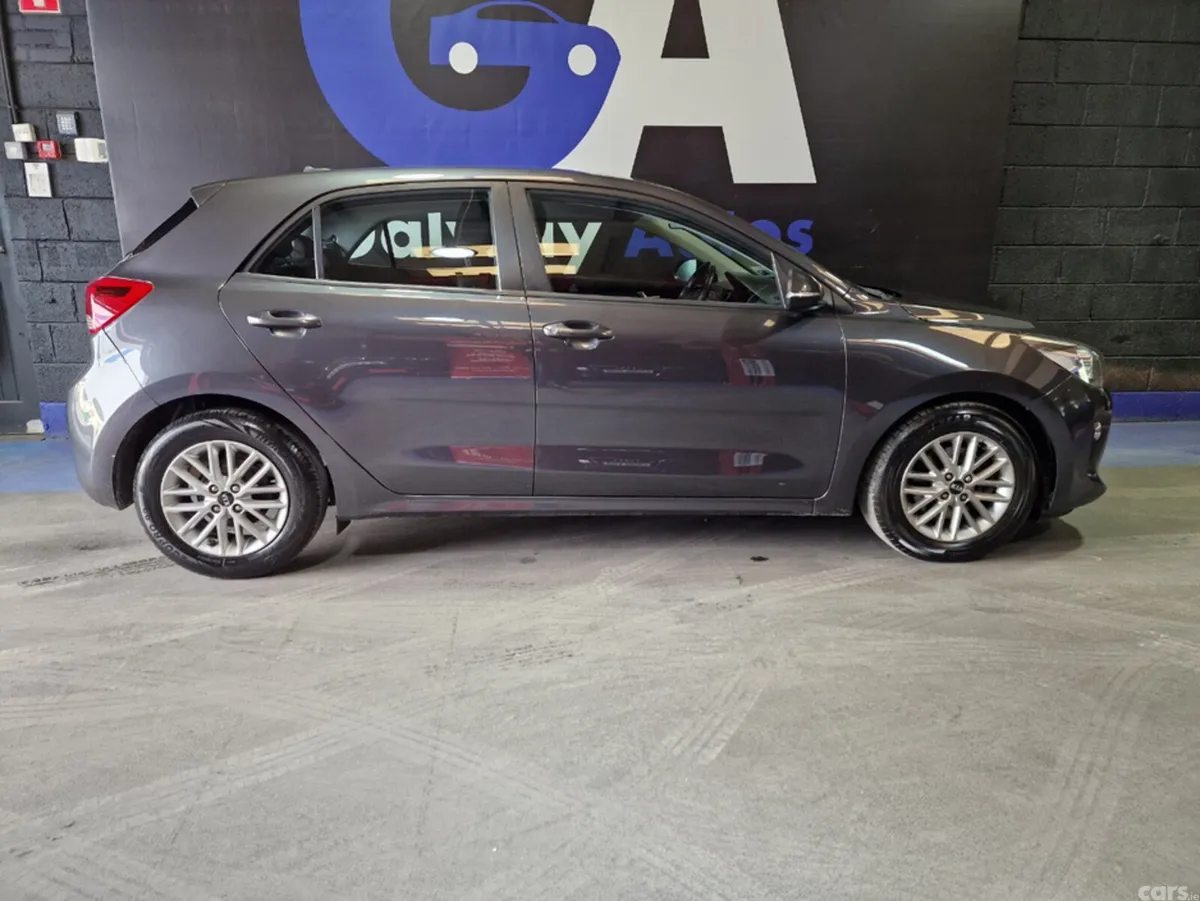 Kia Rio Hatchback, Diesel, 2017, Grey