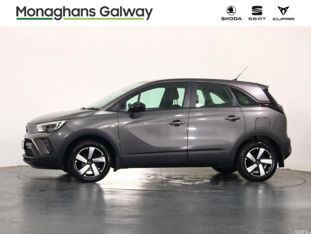 Opel Crossland MPV, Diesel, 2023, Grey