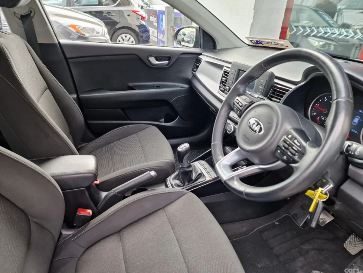 Kia Rio Hatchback, Diesel, 2017, Grey