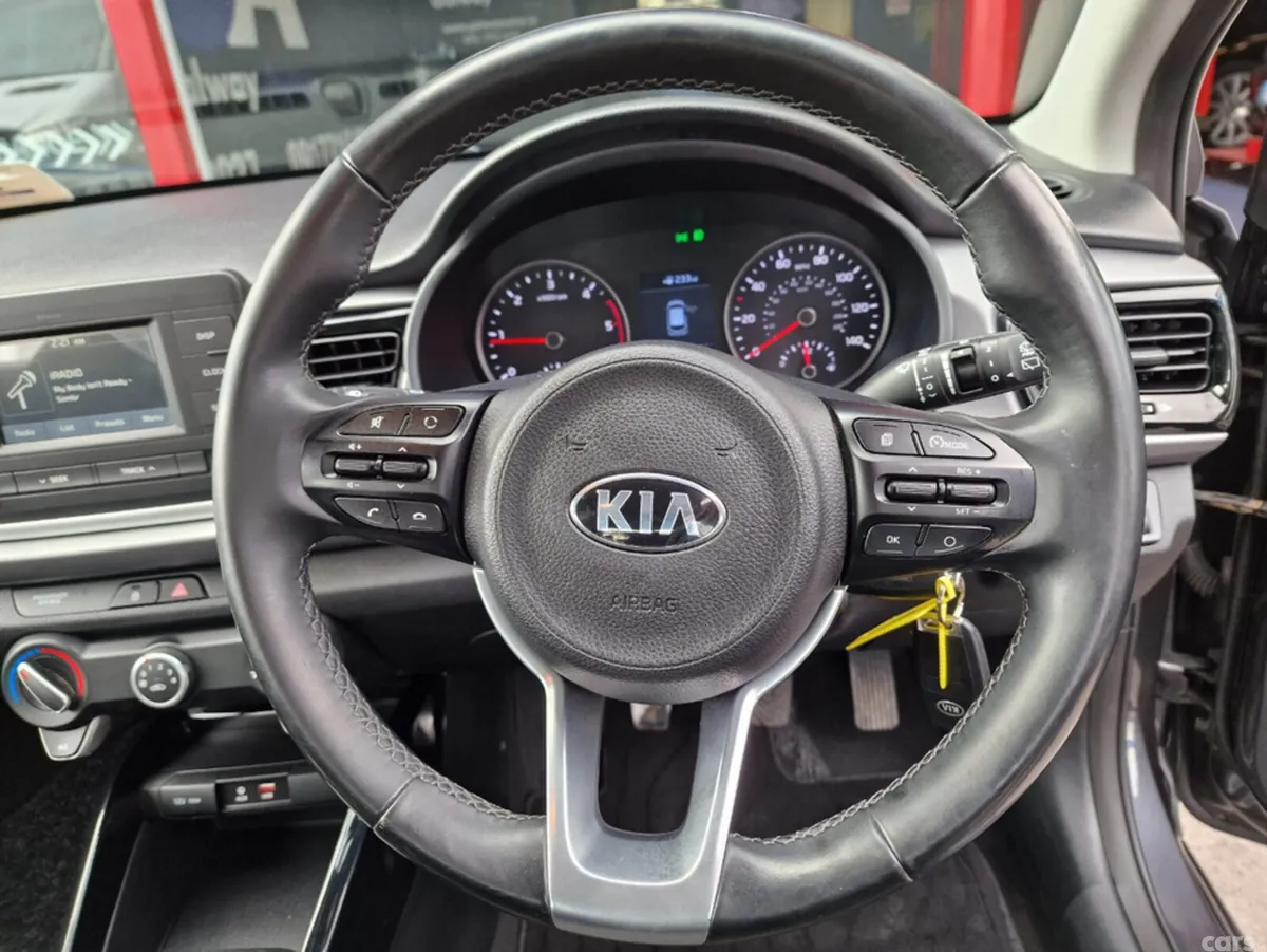 Kia Rio Hatchback, Diesel, 2017, Grey