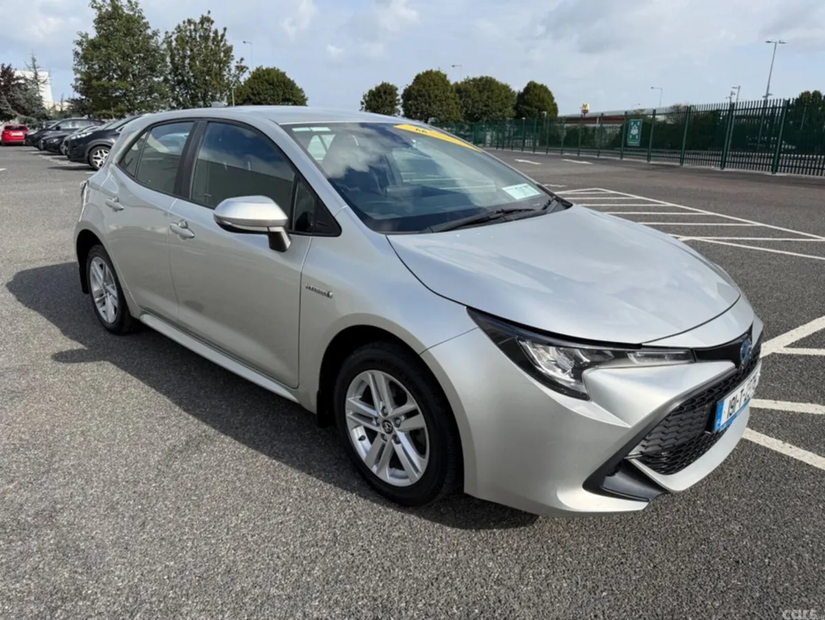 Toyota Corolla Hatchback, Petrol Hybrid, 2019, Grey
