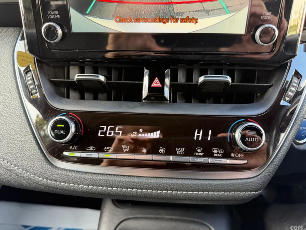 Toyota Corolla Hatchback, Petrol Hybrid, 2019, Grey