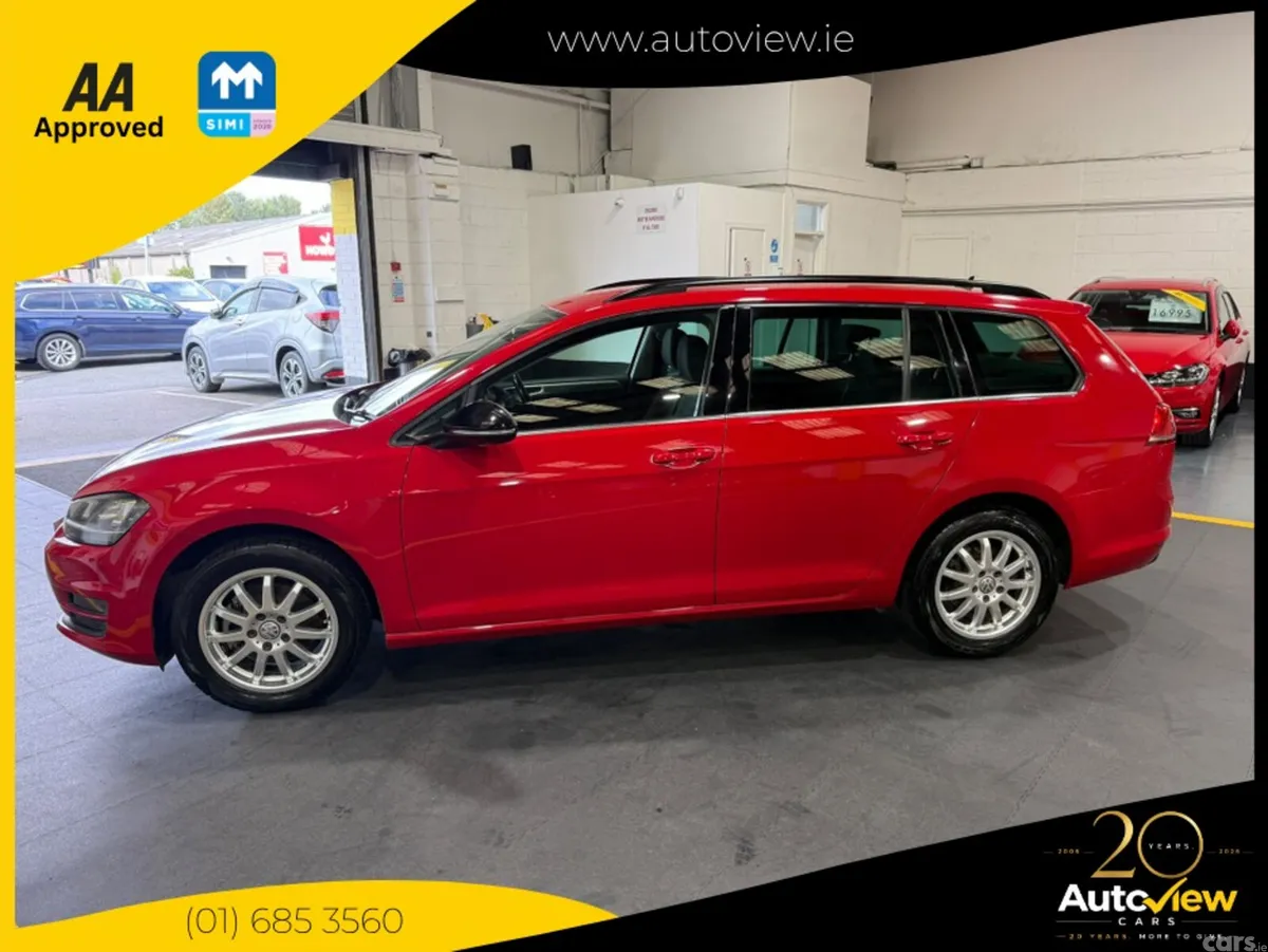 Volkswagen Golf Estate, Petrol, 2017, Red