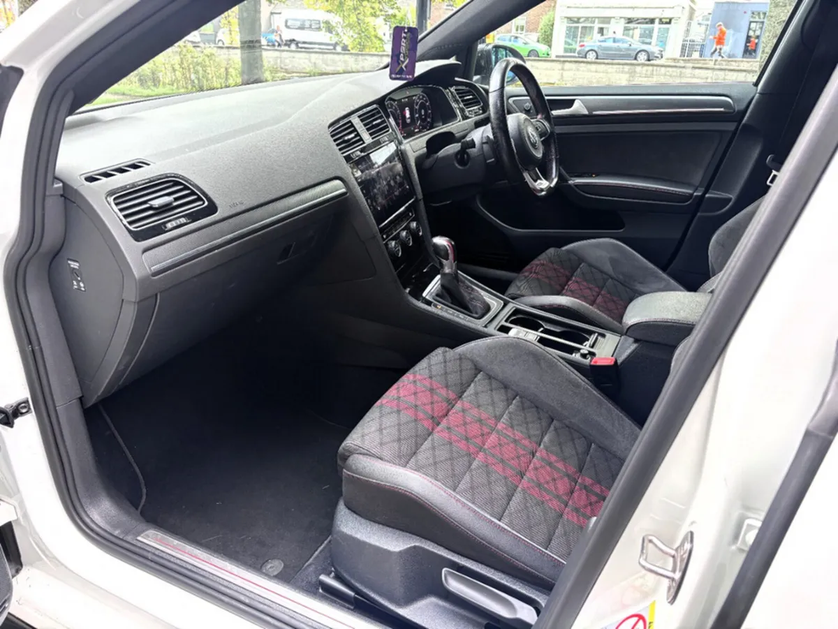 Volkswagen Golf Hatchback, Petrol, 2020, White