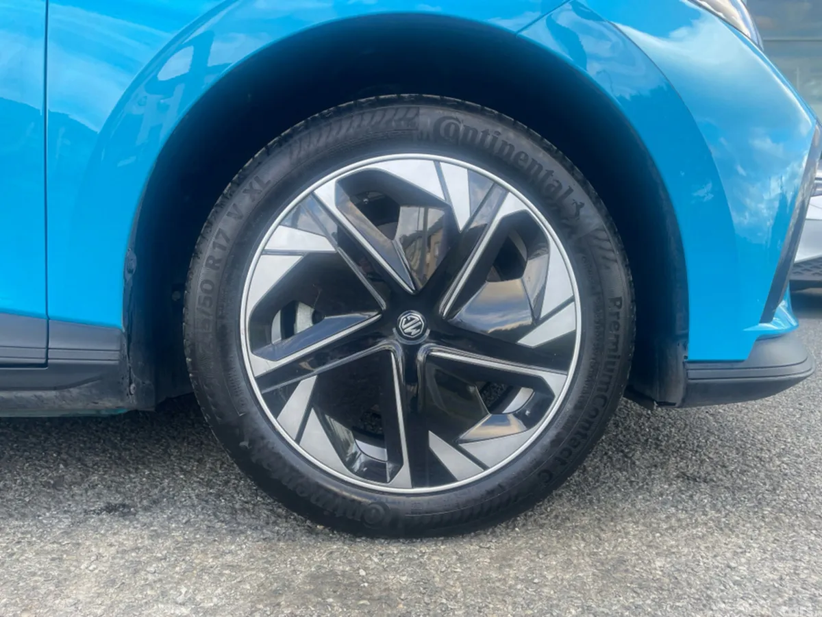 MG MG4 Hatchback, Electric, 2023, Blue
