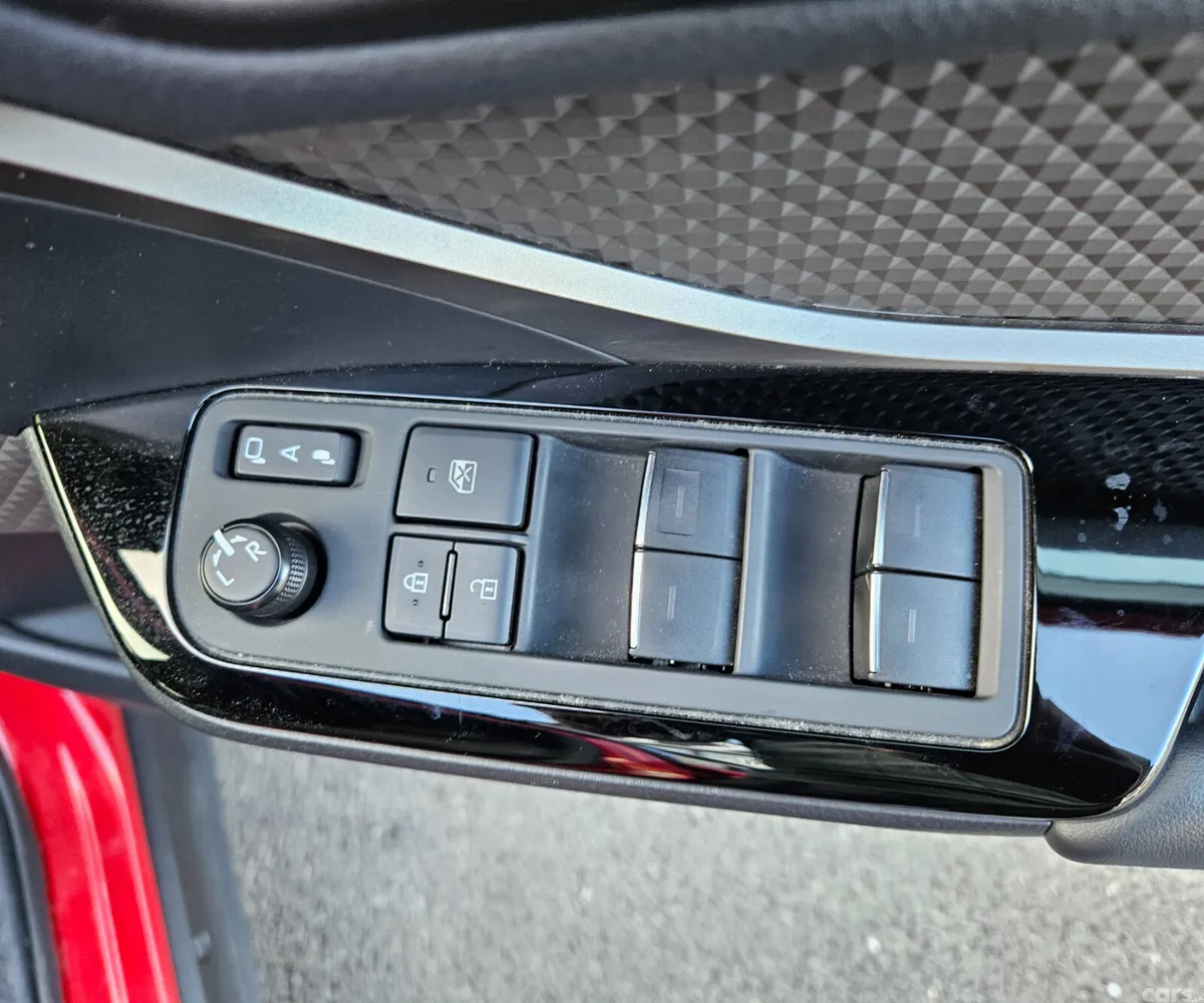 Toyota C-HR SUV, Petrol Hybrid, 2020, Red