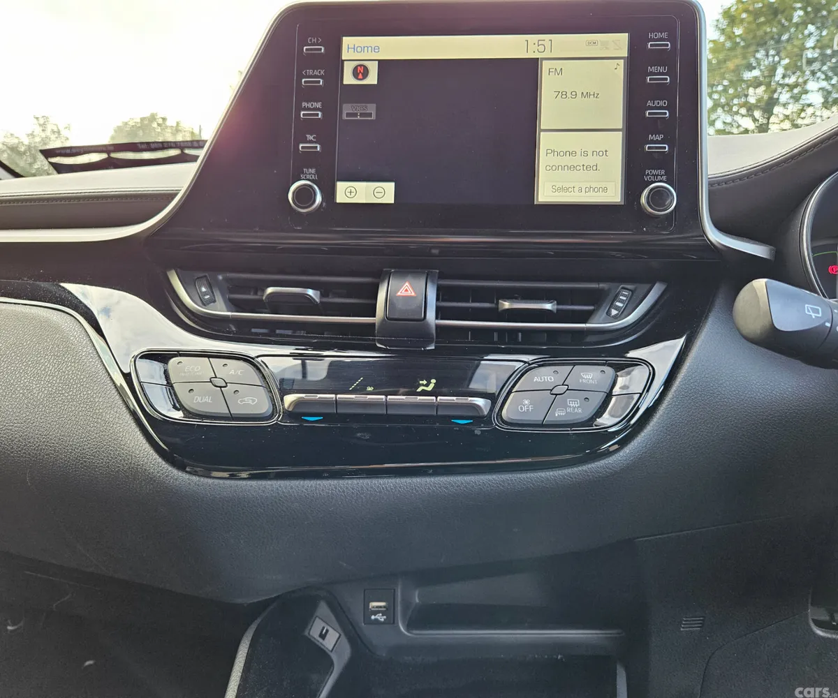Toyota C-HR SUV, Petrol Hybrid, 2020, Red