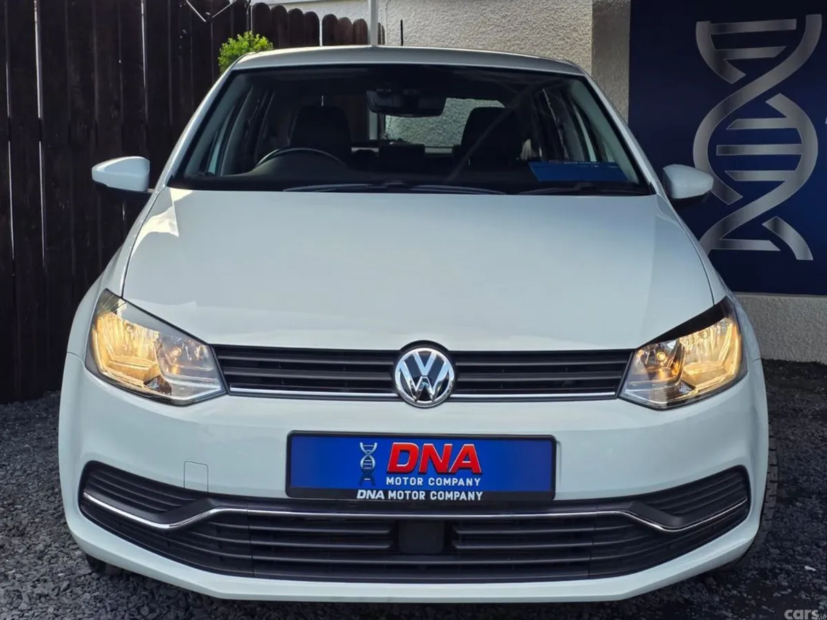 Volkswagen Polo Hatchback, Petrol, 2016, White