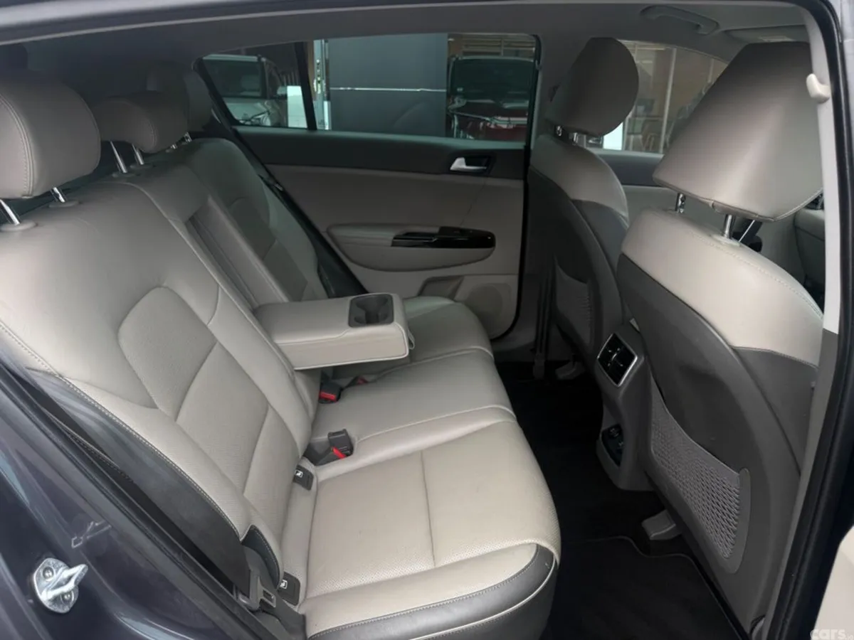 Kia Sportage MPV, Diesel, 2017, Grey
