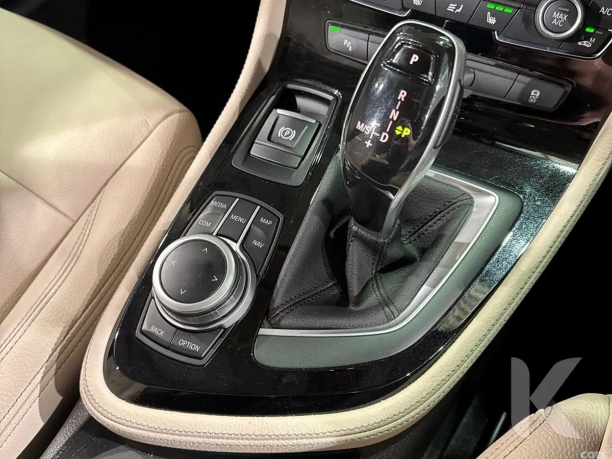 BMW 2-Series MPV, Petrol, 2021, Beige