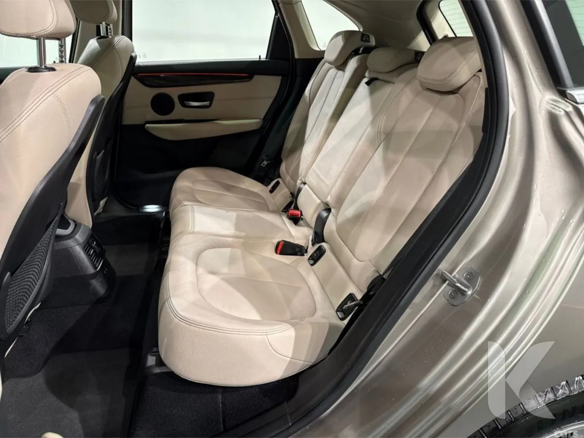 BMW 2-Series MPV, Petrol, 2021, Beige