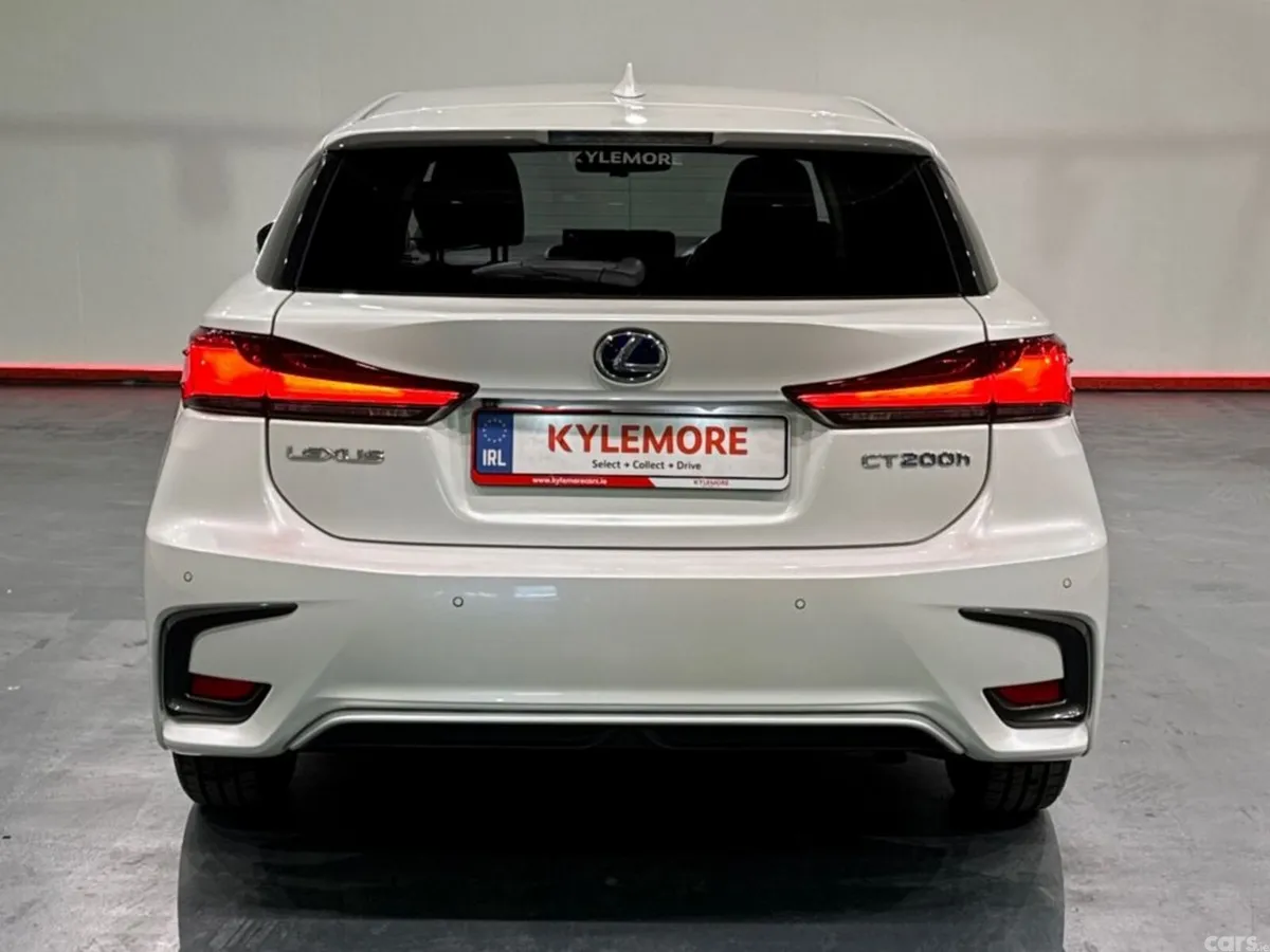 Lexus CT Hatchback, Petrol Hybrid, 2018, White
