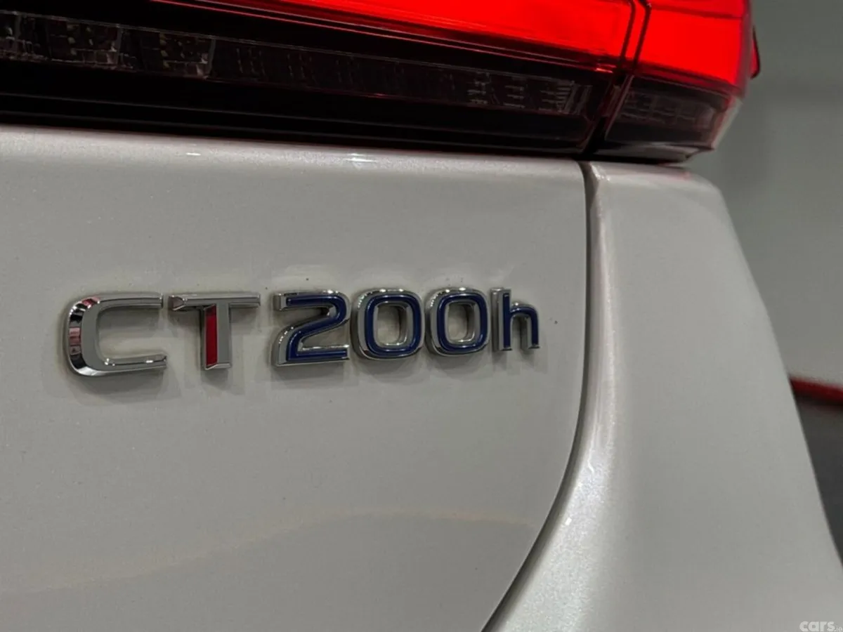 Lexus CT Hatchback, Petrol Hybrid, 2018, White