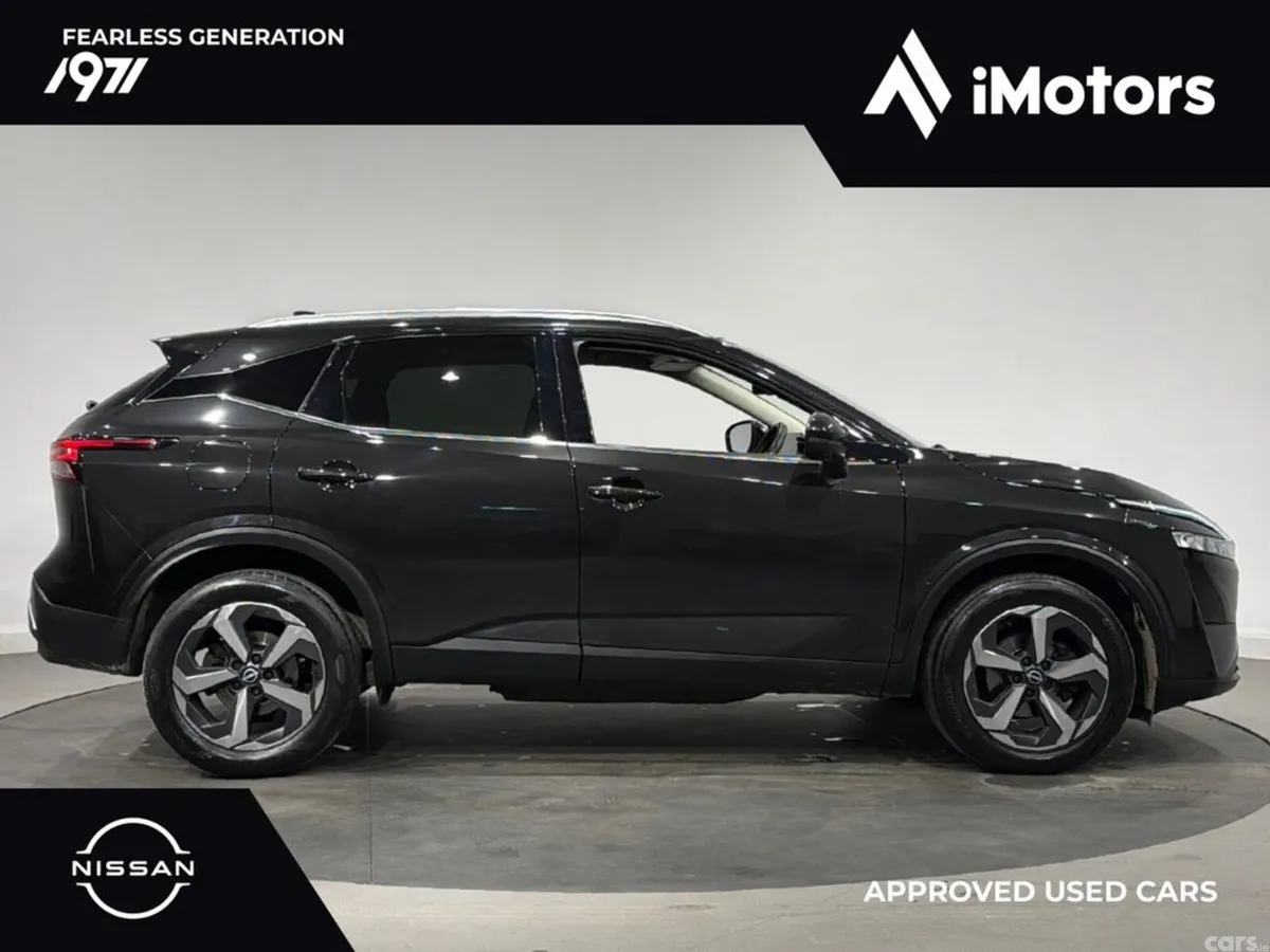 Nissan Qashqai SUV, Petrol, 2023, Black