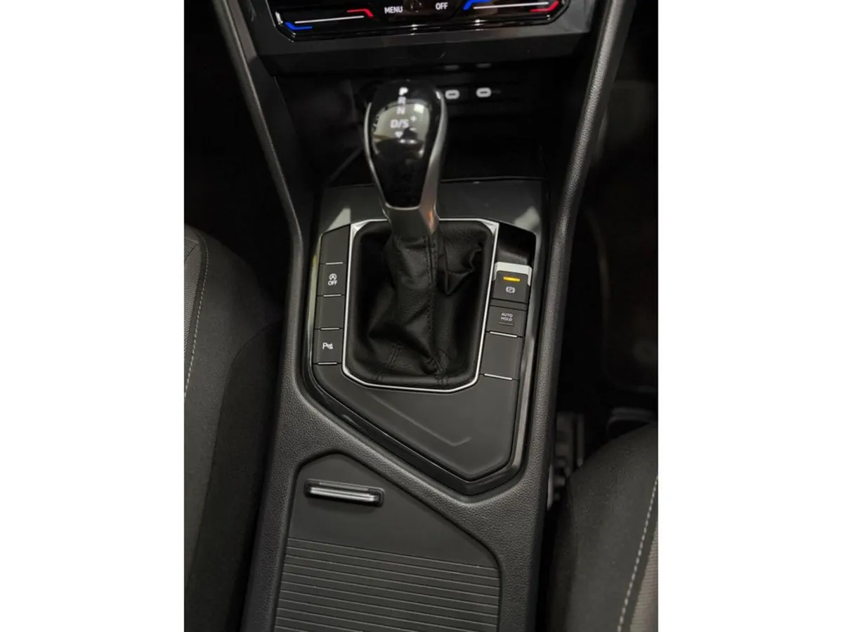 Volkswagen Tiguan SUV, Diesel, 2023, Grey