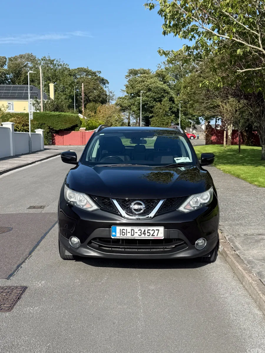 Nissan Qashqai Hatchback, Petrol, 2016, Black