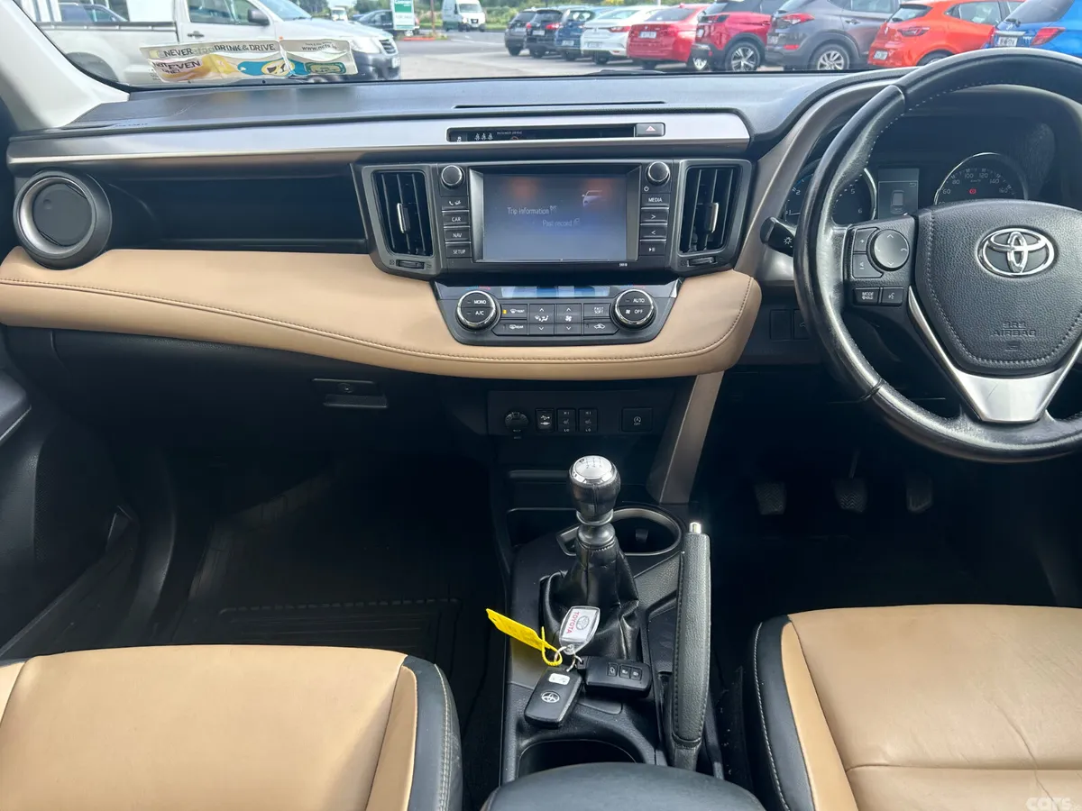 Toyota RAV4 SOL. LEATHER. SUNROOF. WITH F.S.H., Kilcock