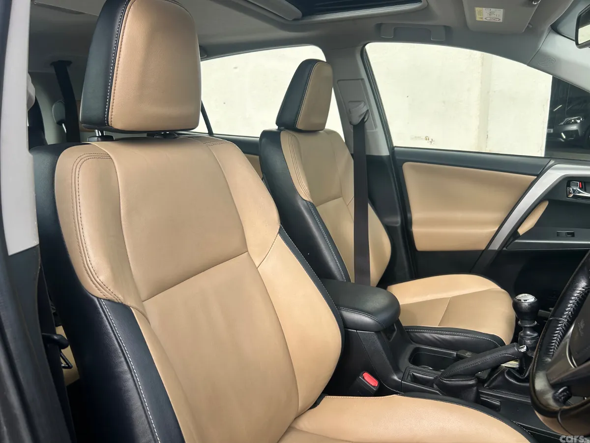 Toyota RAV4 SOL. LEATHER. SUNROOF. WITH F.S.H., Kilcock