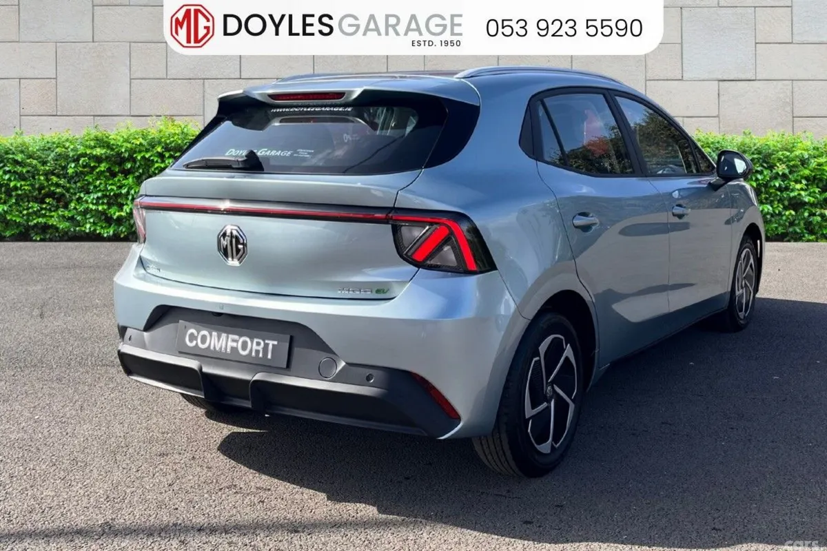 MG MG4 Hatchback, Electric, 2027, Green