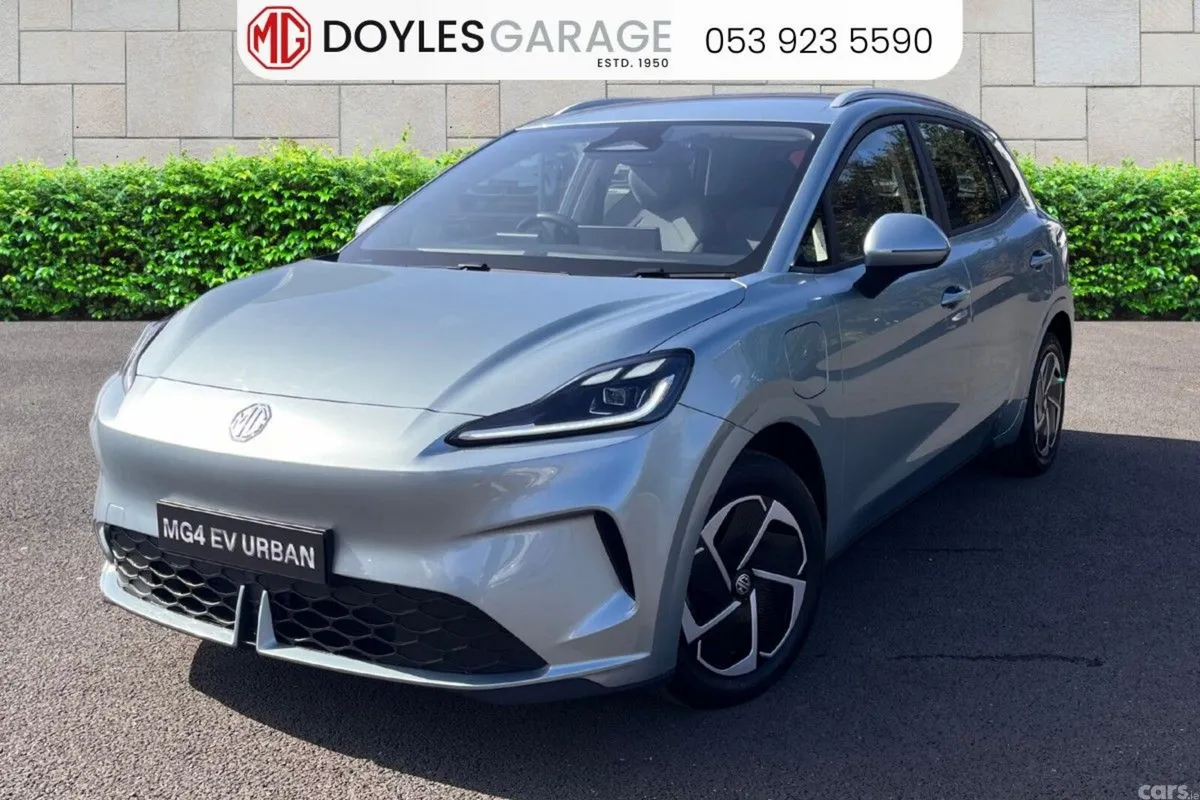 MG MG4 Hatchback, Electric, 2027, Green
