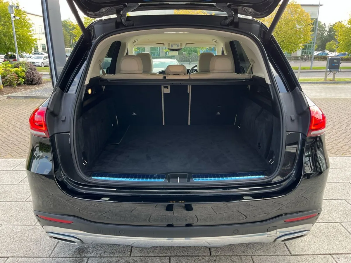Mercedes-Benz GLE SUV, Diesel Plug-in Hybrid, 2023, Black