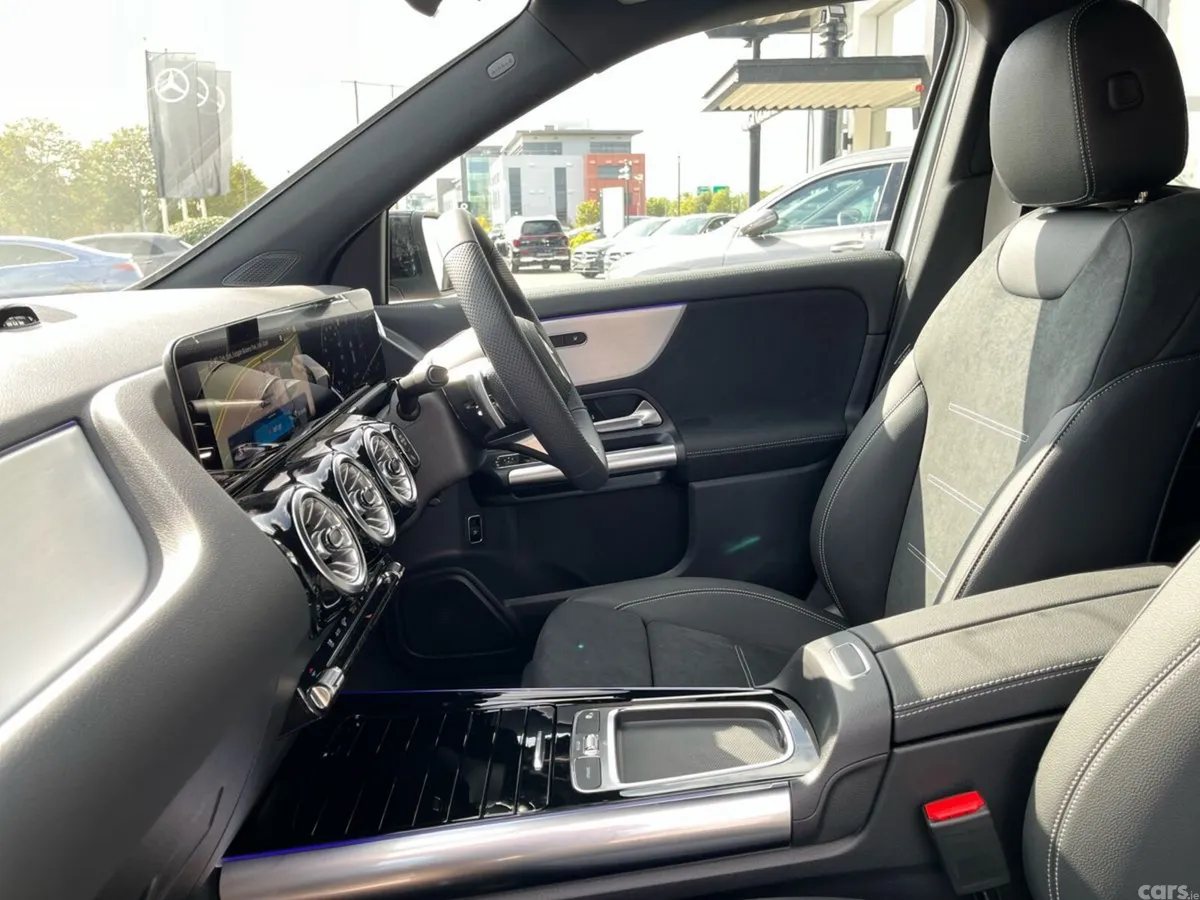 Mercedes-Benz GLA SUV, Diesel Hybrid, 2026, Silver