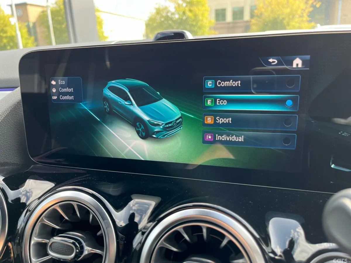 Mercedes-Benz GLA SUV, Diesel Hybrid, 2026, Silver