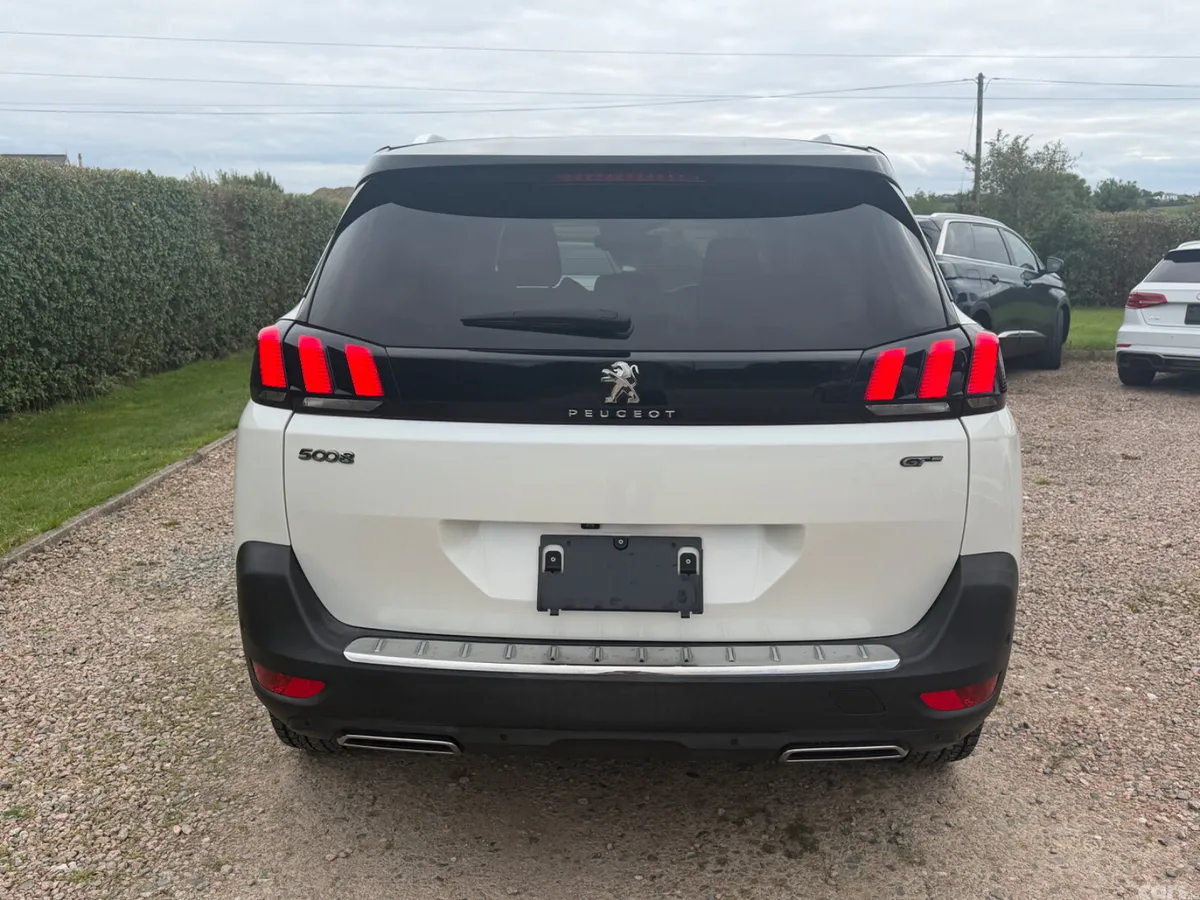 Peugeot 5008 SUV, Diesel, 2017, White