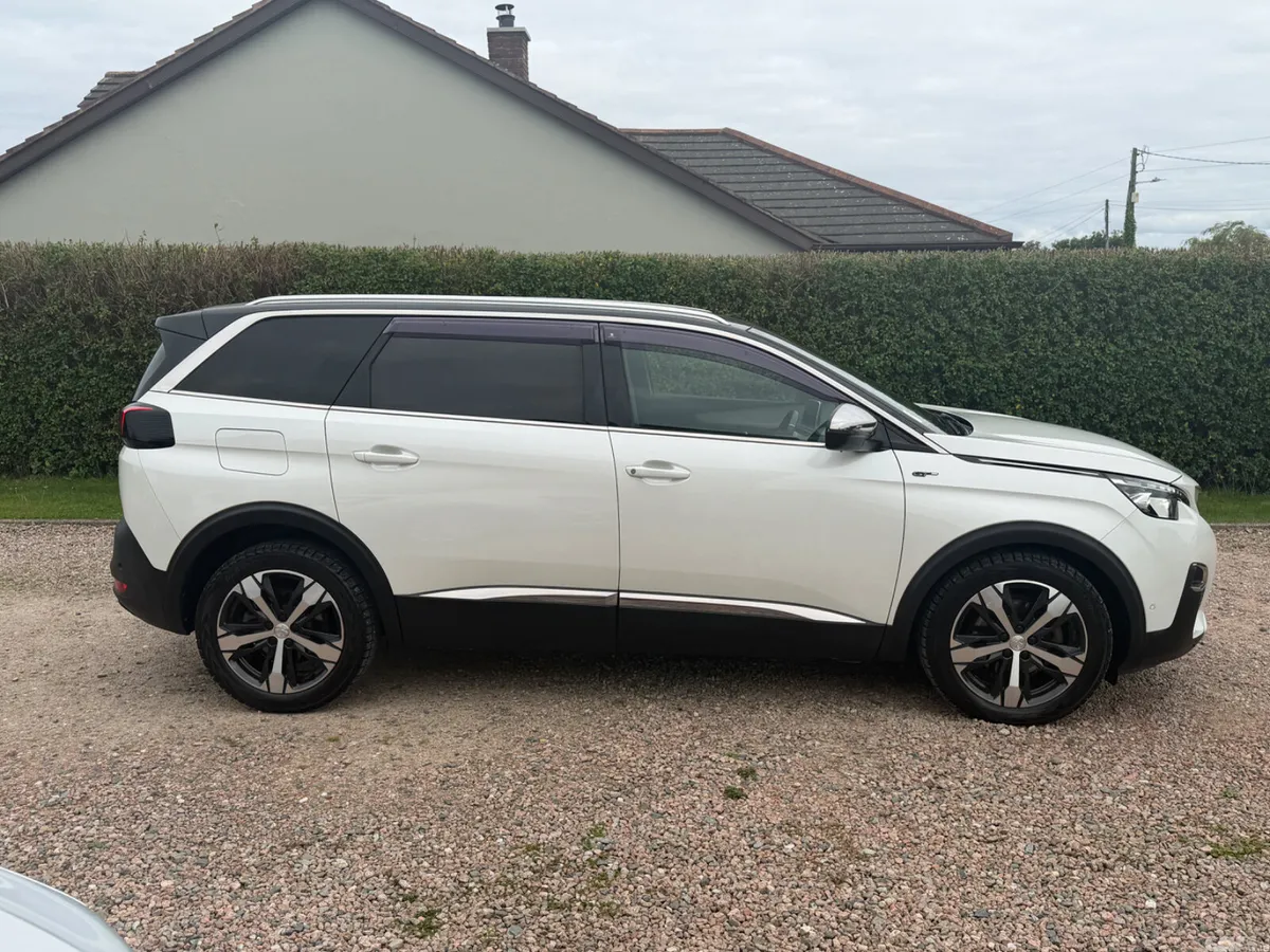 Peugeot 5008 SUV, Diesel, 2017, White