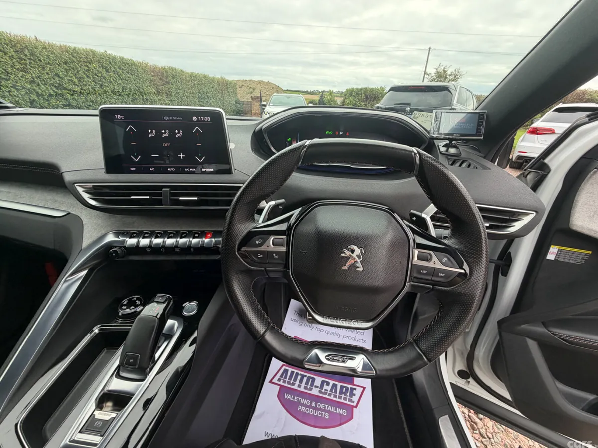 Peugeot 5008 SUV, Diesel, 2017, White