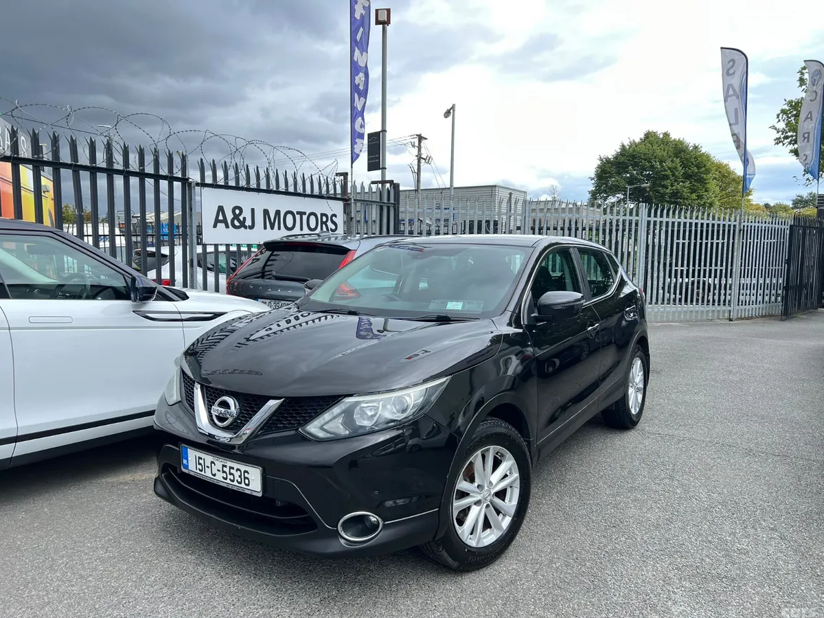 Nissan Qashqai Hatchback, Diesel, 2015, Black
