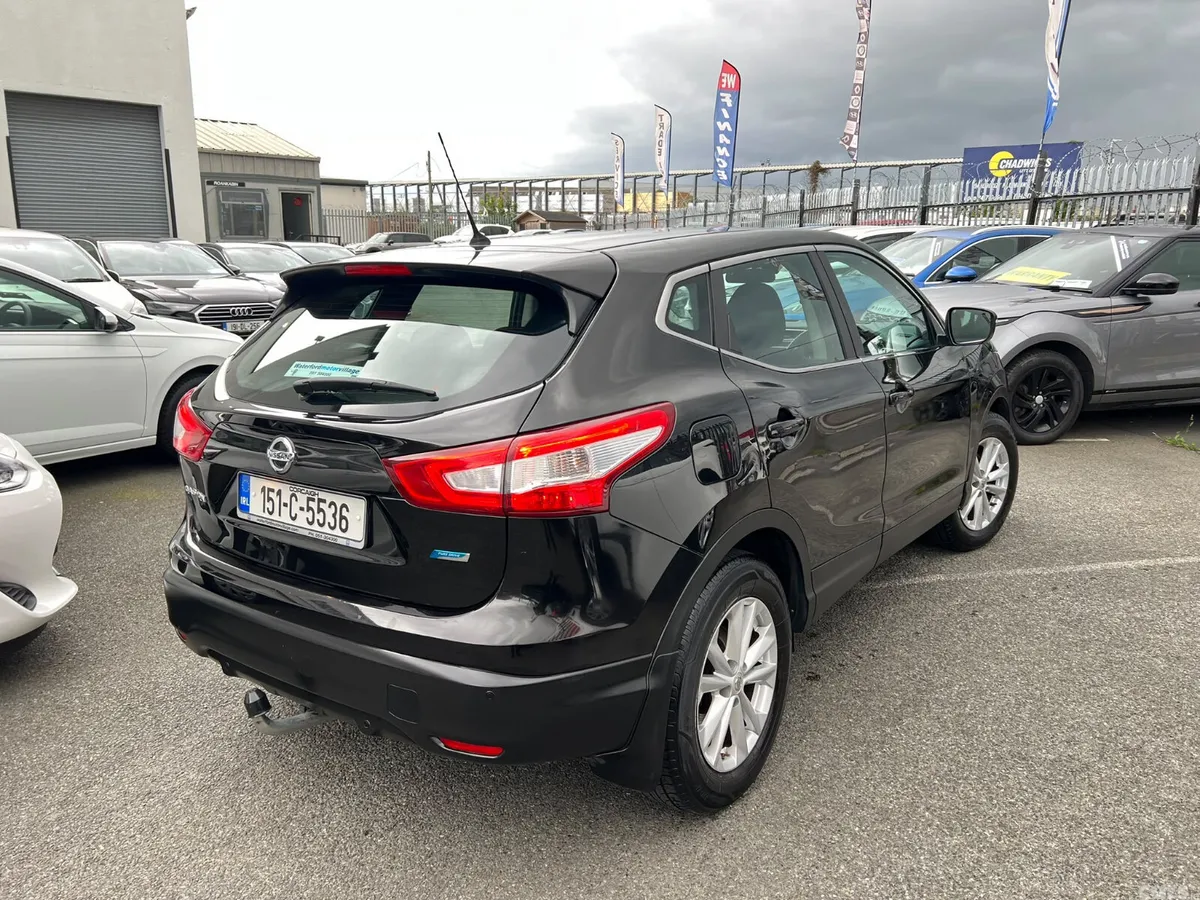 Nissan Qashqai Hatchback, Diesel, 2015, Black