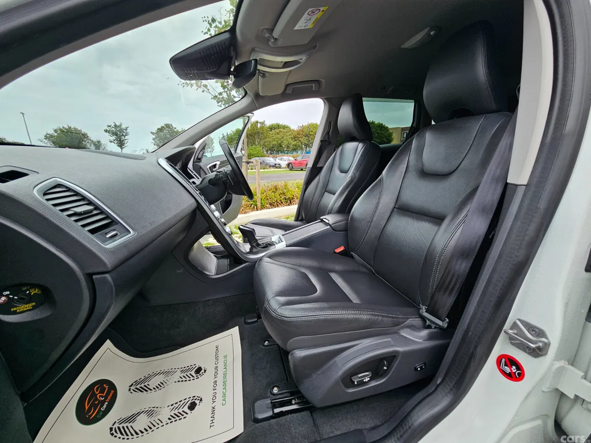 Volvo XC60 SUV, Diesel, 2016, White