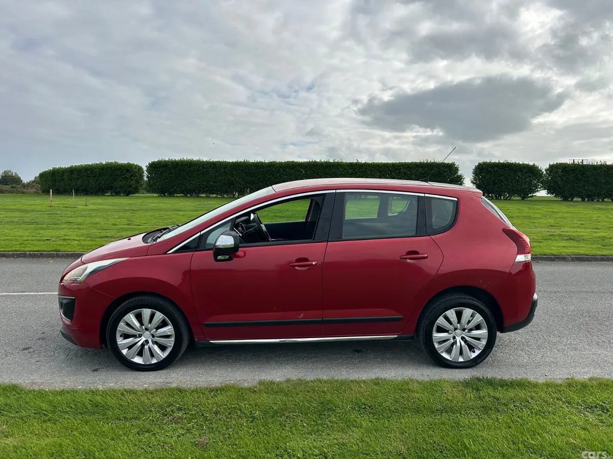 Peugeot 3008 SUV, Diesel, 2014, Red