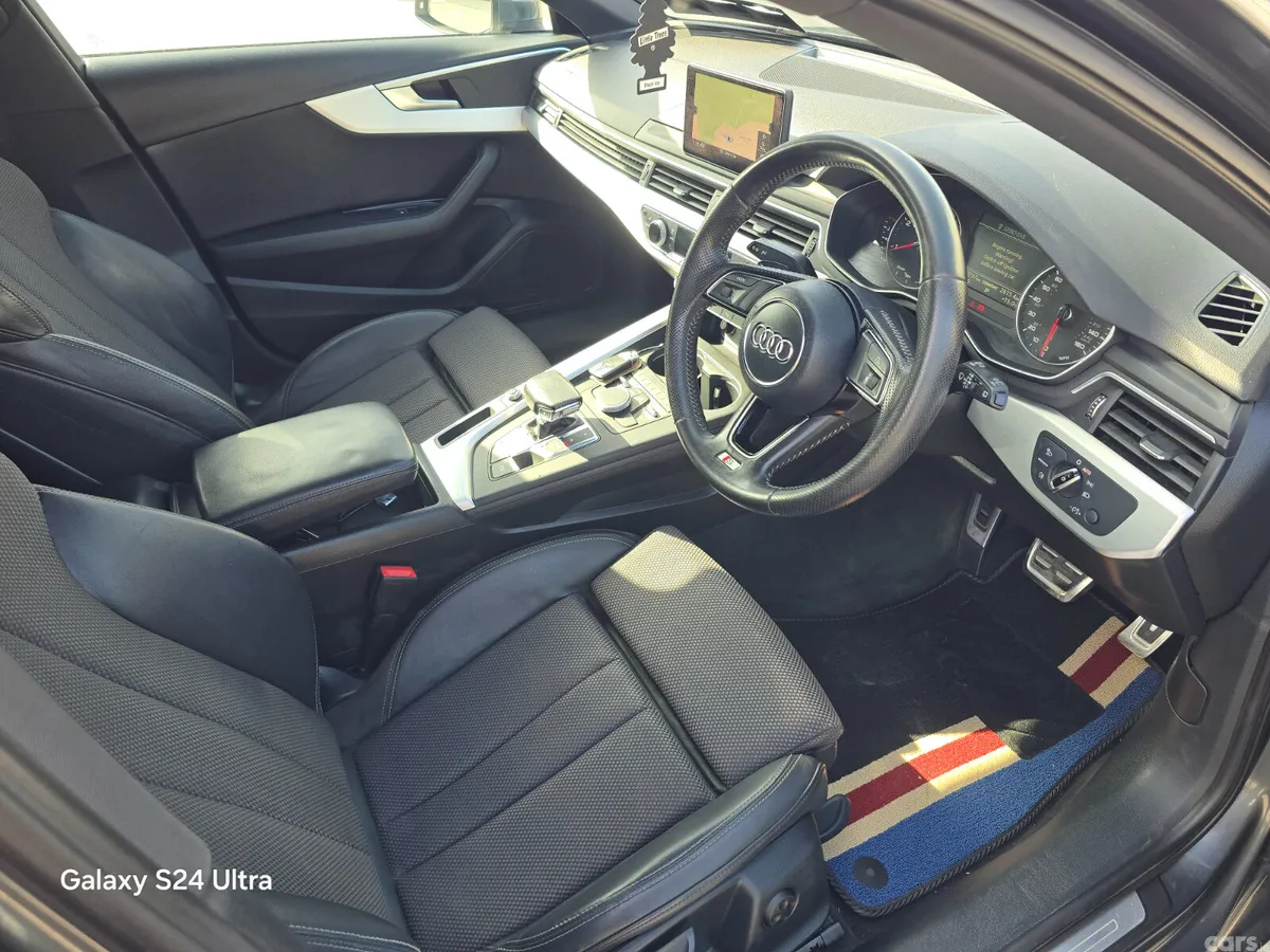 Audi A4 Estate, Diesel, 2017, Grey