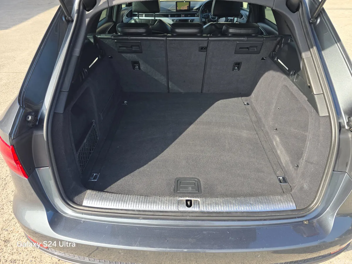 Audi A4 Estate, Diesel, 2017, Grey