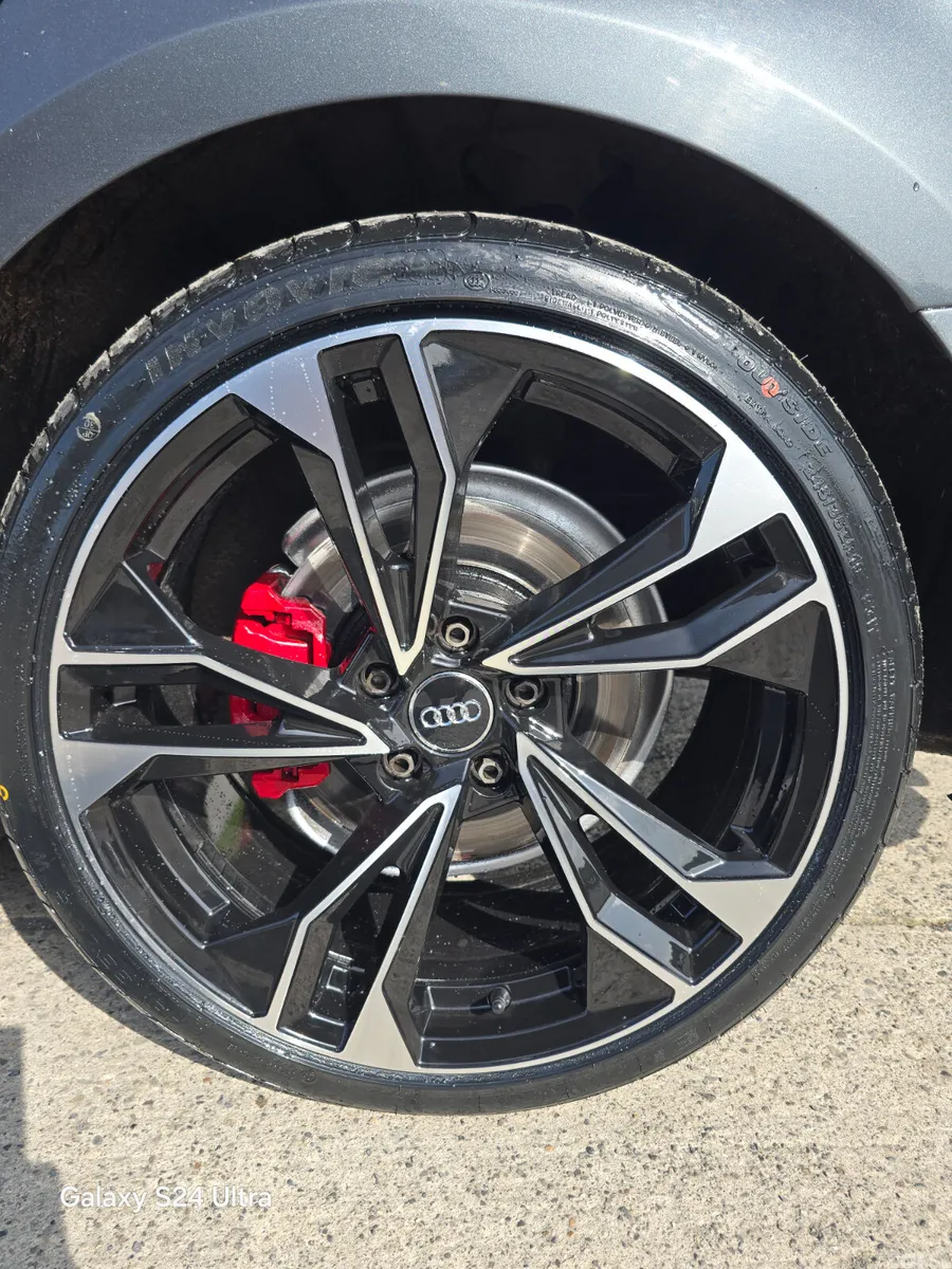 Audi A4 Estate, Diesel, 2017, Grey