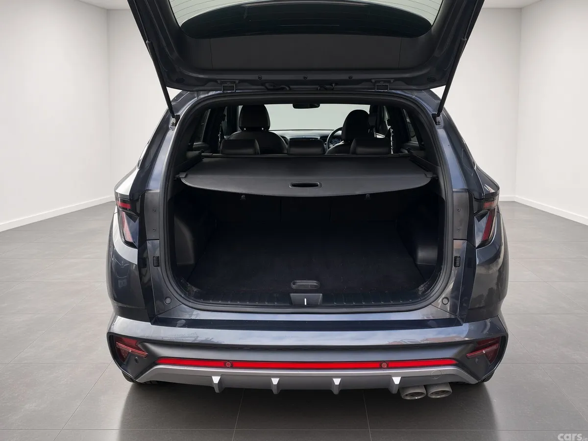 Hyundai Tucson SUV, Petrol Plug-in Hybrid, 2023, Grey