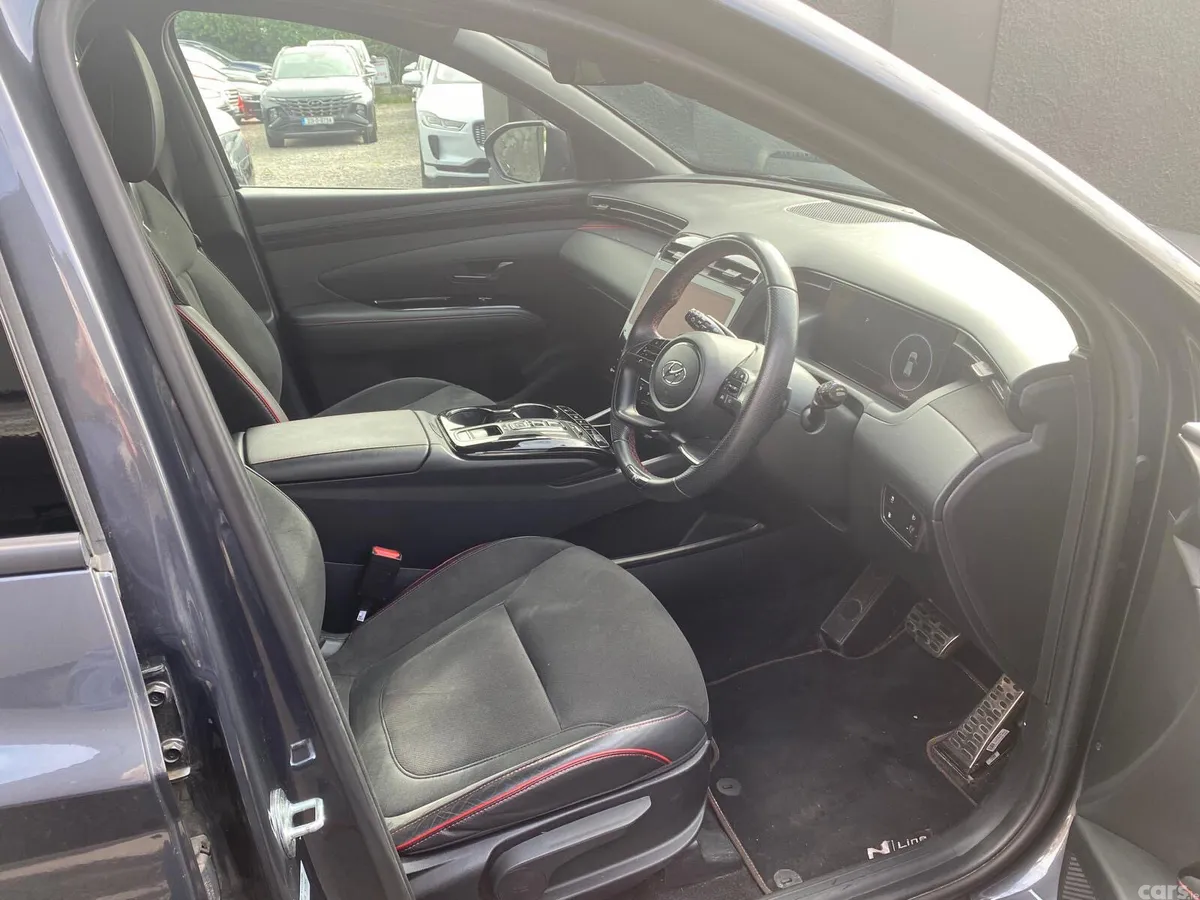 Hyundai Tucson SUV, Petrol Plug-in Hybrid, 2023, Grey