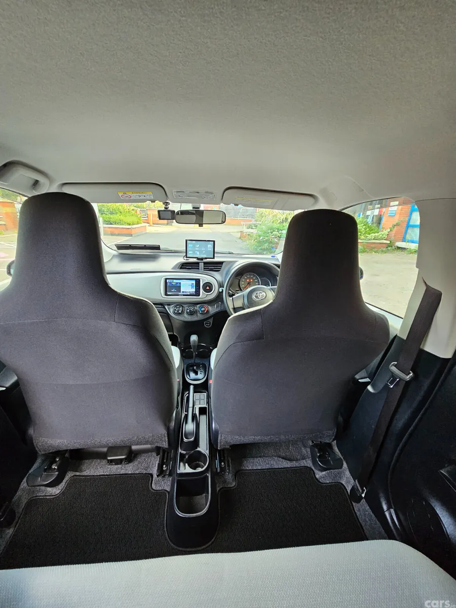 Toyota Vitz Hatchback, Petrol, 2013, Grey