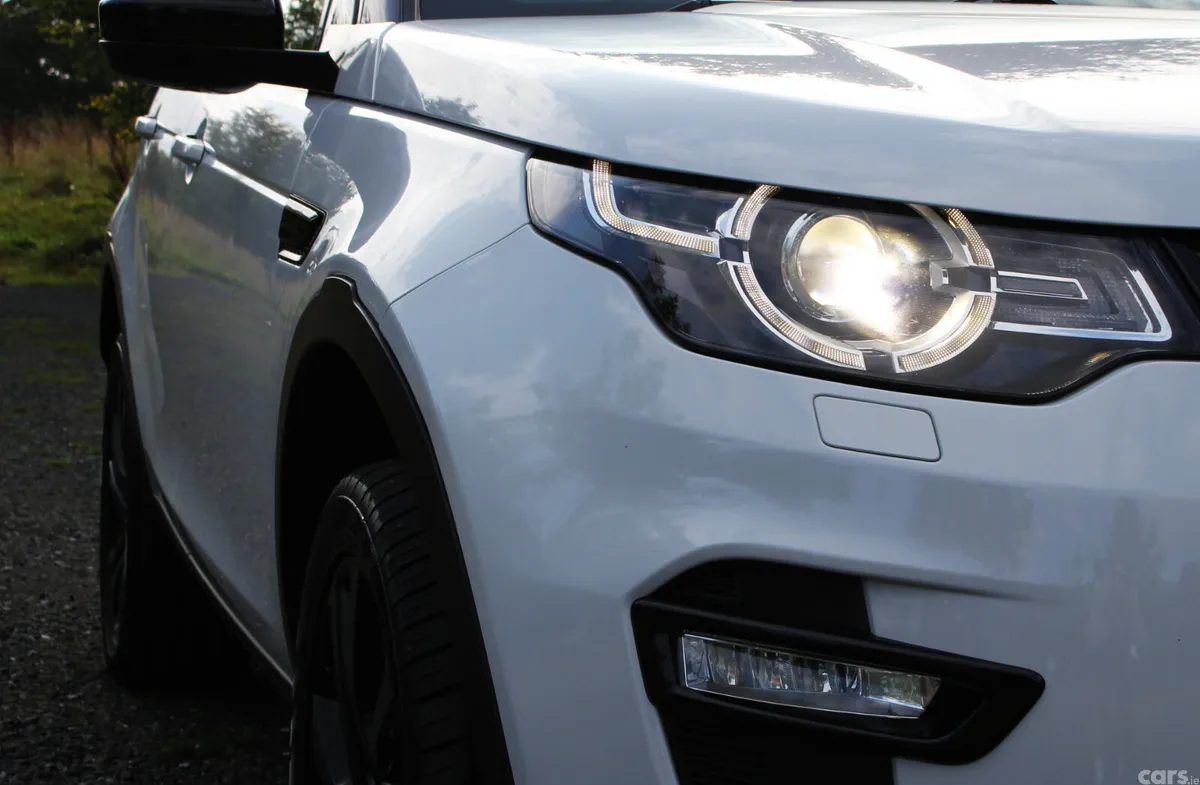 Land Rover Discovery Sport SUV, Diesel, 2017, White