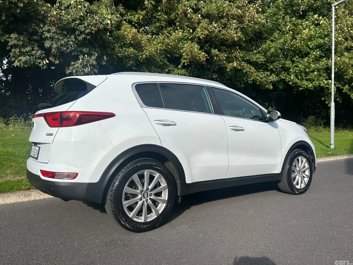 Kia Sportage SUV, Diesel, 2016, White