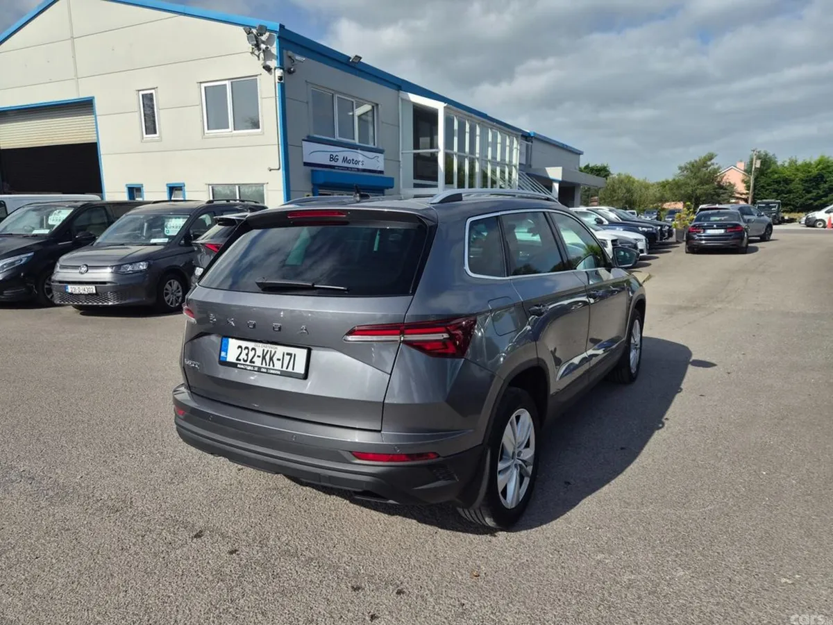 Skoda Karoq Estate, Diesel, 2023, Grey