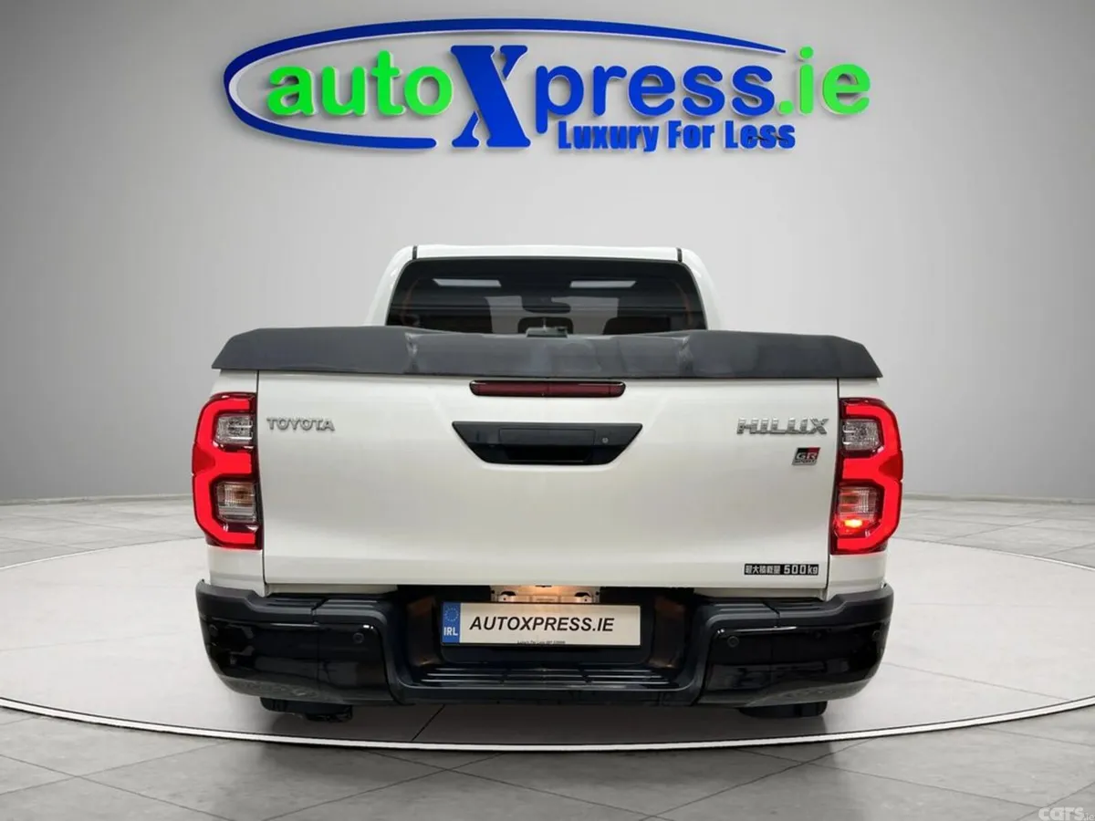 Toyota Hilux Pick Up, Diesel, 2023, White