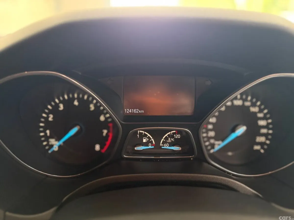 Ford Focus Hatchback, Petrol, 2018, White