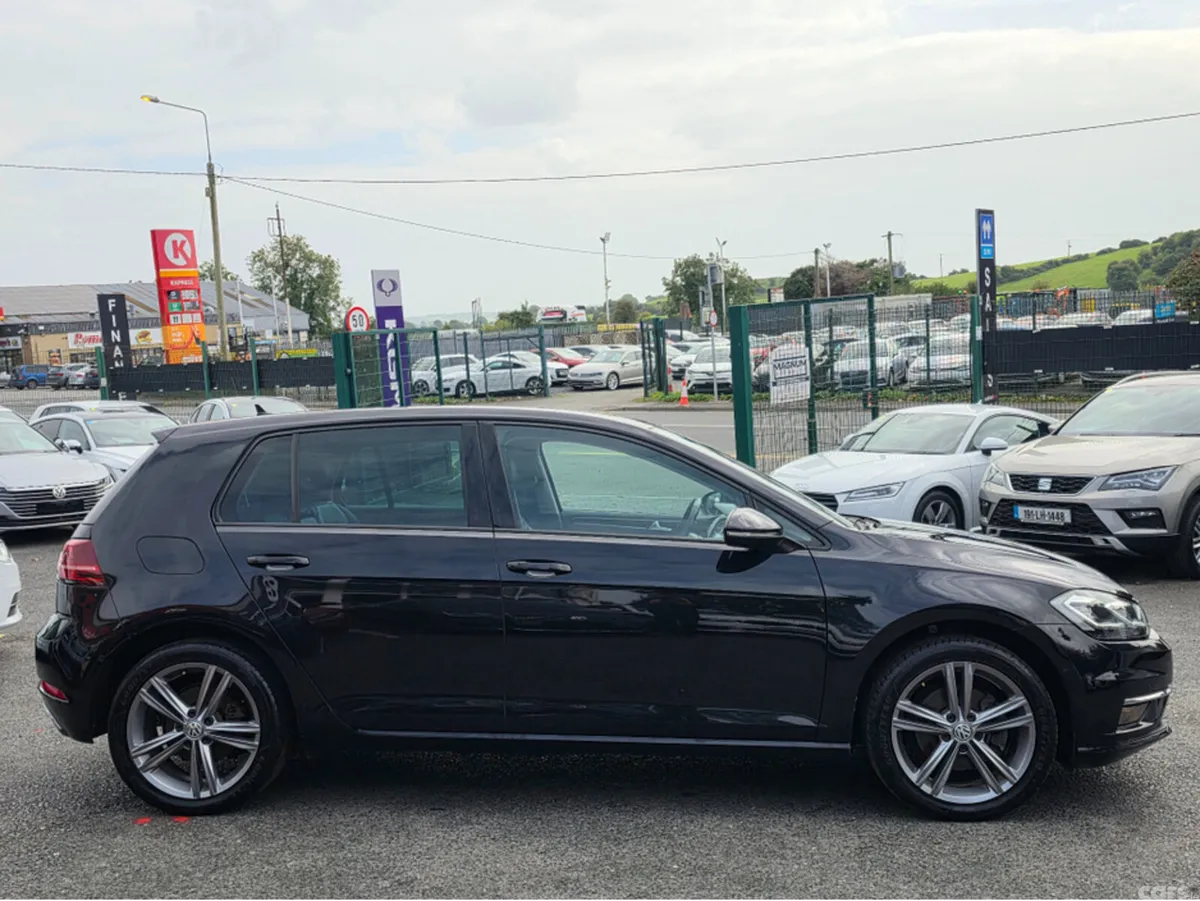 Volkswagen Golf Hatchback, Petrol, 2020, Black