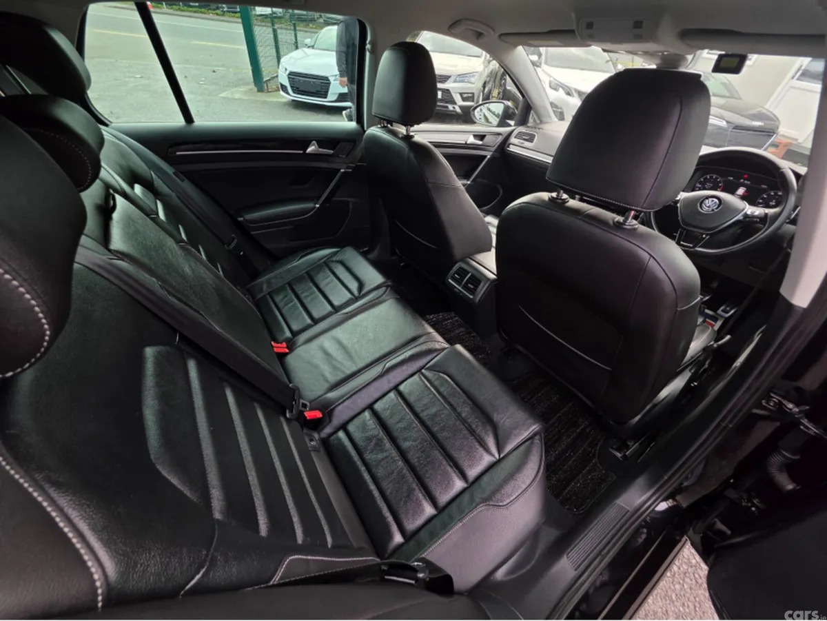 Volkswagen Golf Hatchback, Petrol, 2020, Black
