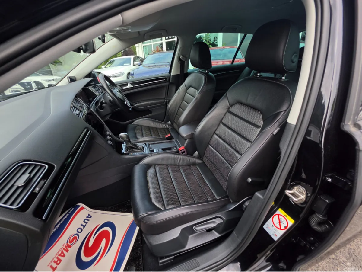 Volkswagen Golf Hatchback, Petrol, 2020, Black
